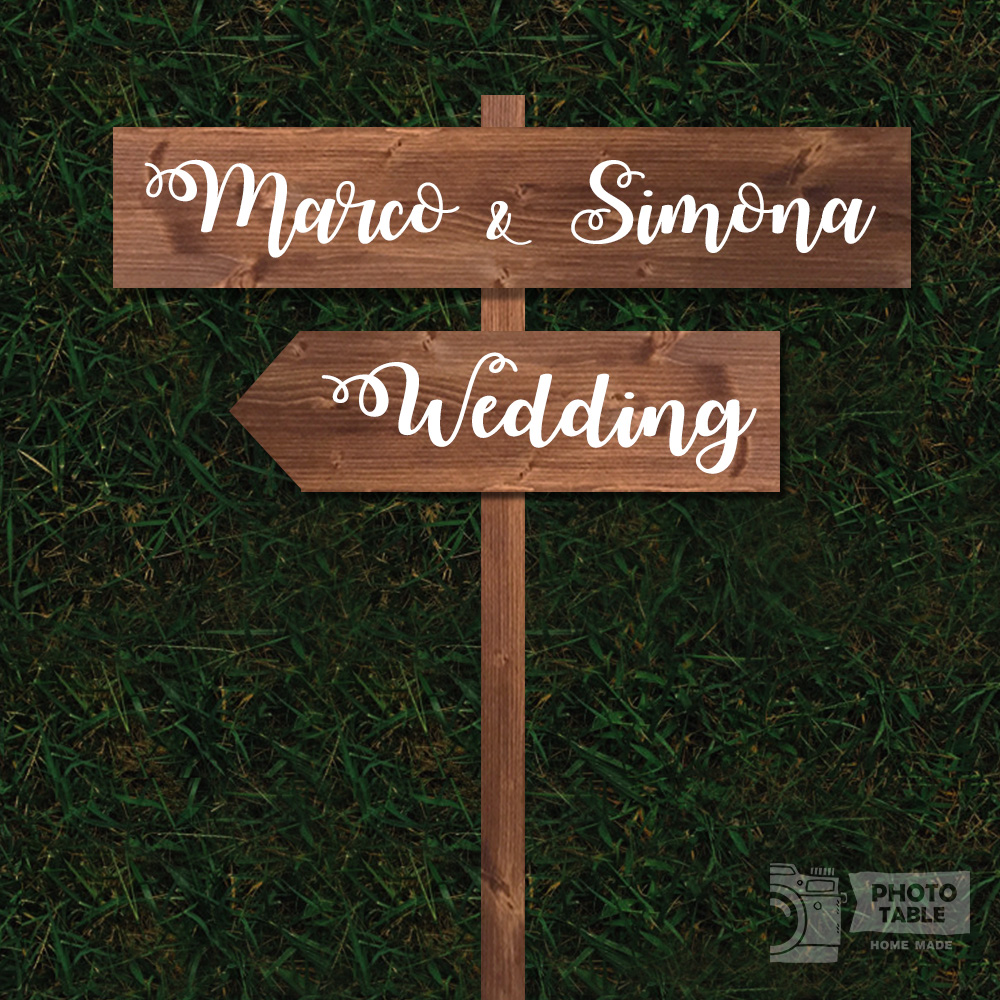 Targa nomi sposi personalizzabile con freccia "Wedding" sagoma a punta